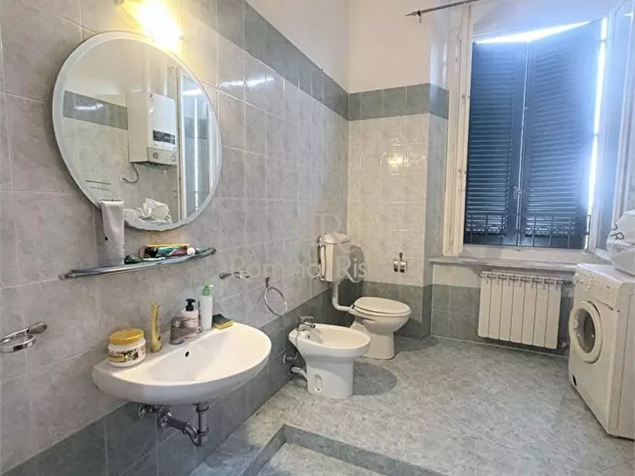 Immagine 5 di Appartamento in vendita  a Livorno