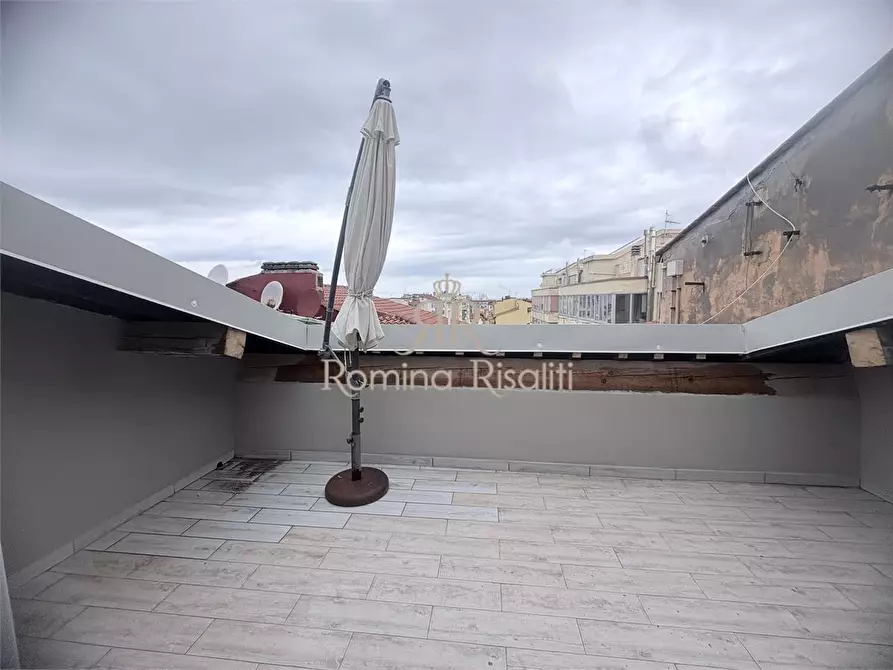 Immagine 1 di Appartamento in vendita  a Livorno