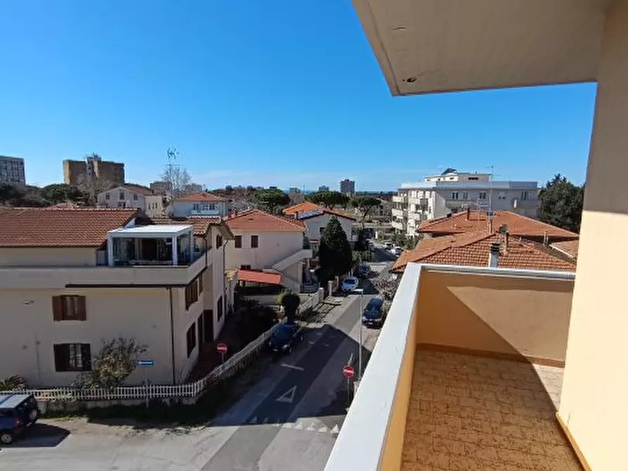 Immagine 10 di Appartamento in vendita  a Rosignano Marittimo