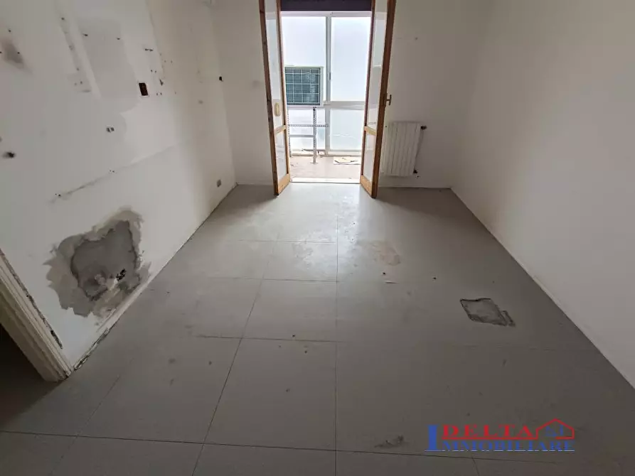 Immagine 8 di Appartamento in vendita  a Livorno