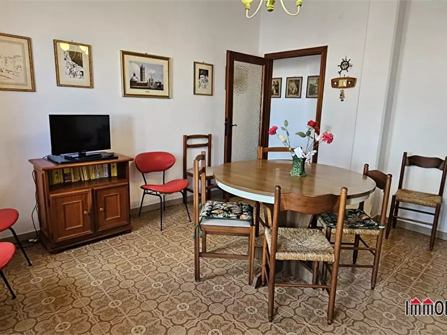 Immagine 1 di Appartamento in vendita  a San Vincenzo