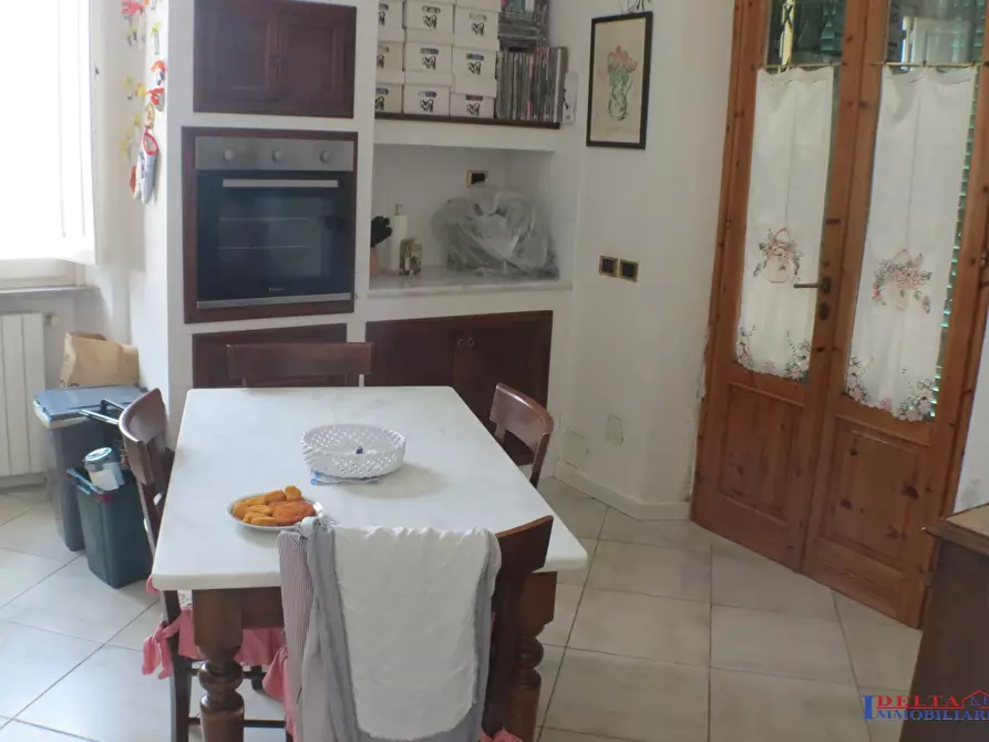 Immagine 4 di Appartamento in vendita  a Rosignano Marittimo