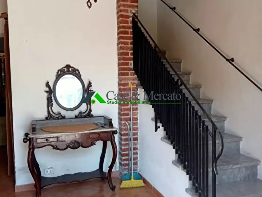 Immagine 3 di Appartamento in vendita  a Lucca