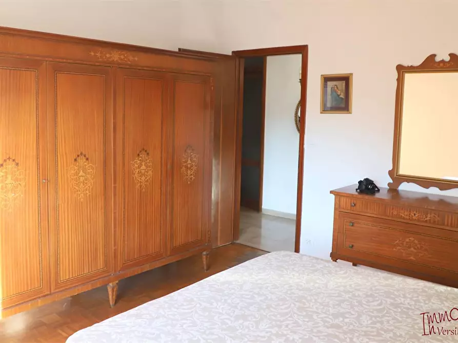 Immagine 6 di Appartamento in vendita  a Camaiore