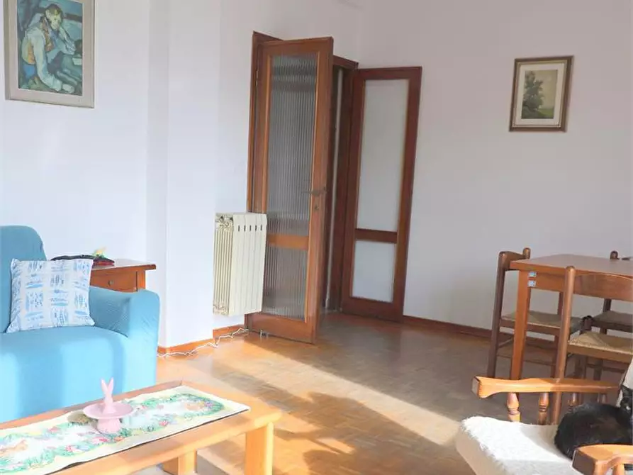 Immagine 9 di Appartamento in vendita  a Camaiore