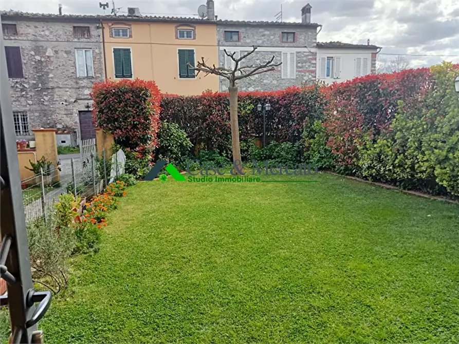 Immagine 6 di Appartamento in vendita  a Capannori