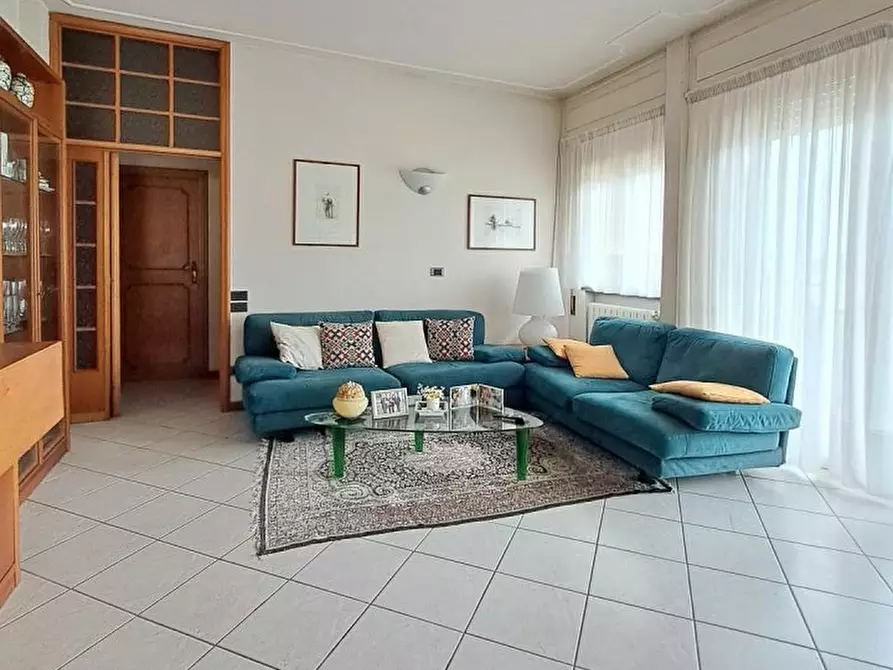 Immagine 3 di Appartamento in vendita  a Massarosa