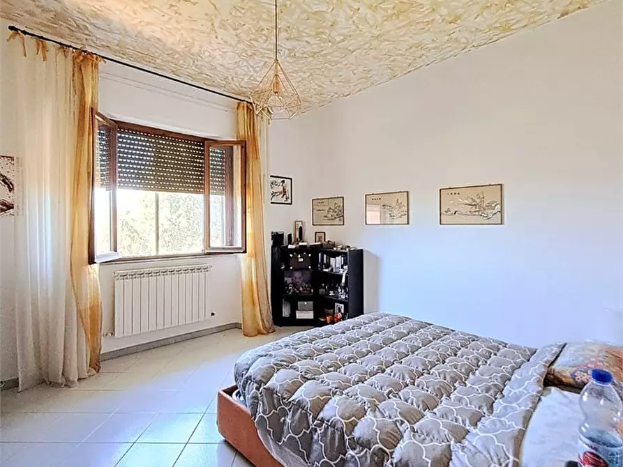 Immagine 10 di Appartamento in vendita  a Massarosa