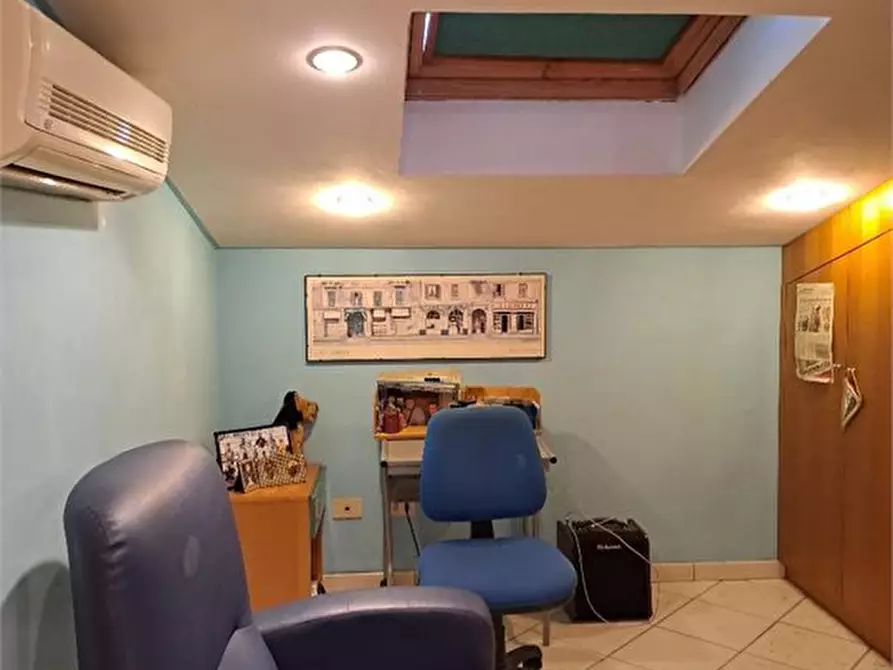 Immagine 10 di Appartamento in vendita  a Massarosa