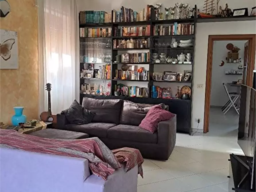 Immagine 3 di Appartamento in vendita  a Massarosa