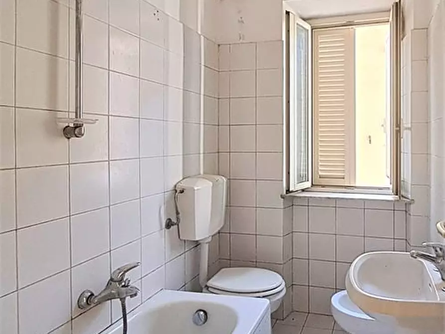 Immagine 7 di Appartamento in vendita  a Massarosa