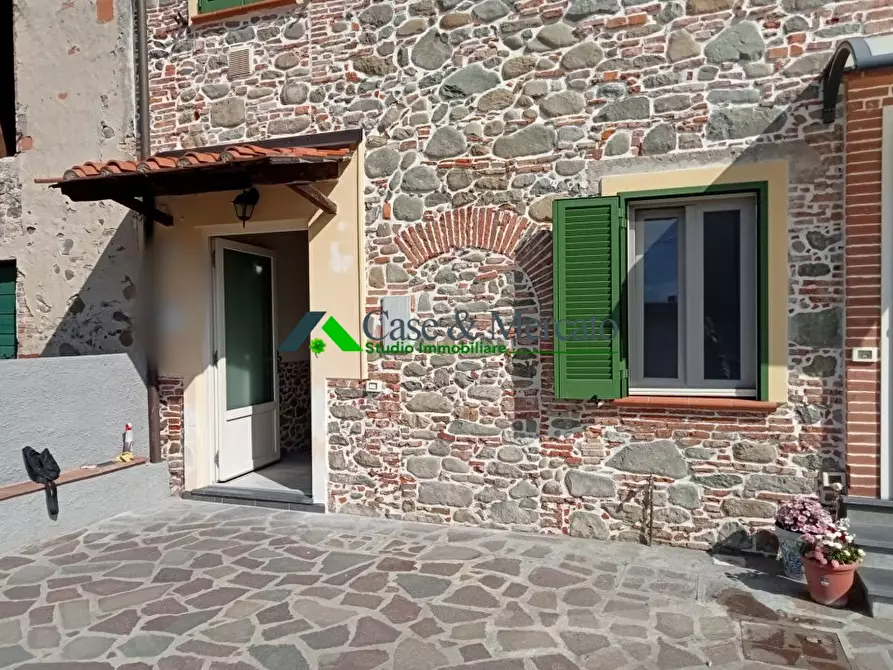 Immagine 5 di Appartamento in vendita  a Capannori