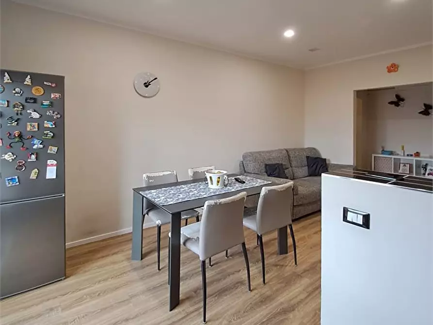 Immagine 5 di Appartamento in vendita  a Viareggio