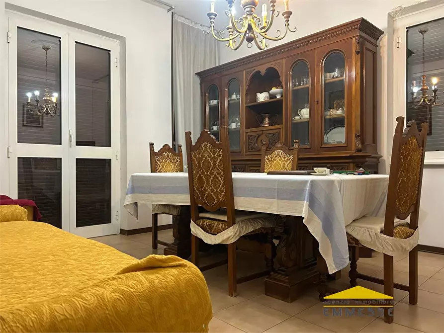 Immagine 3 di Appartamento in vendita  a Massa