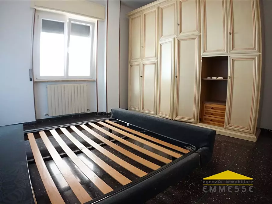 Immagine 9 di Appartamento in vendita  a Massa