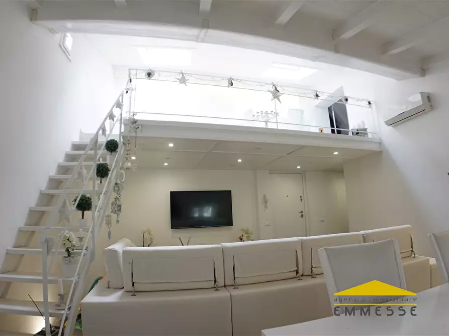 Immagine 7 di Appartamento in vendita  a Massa