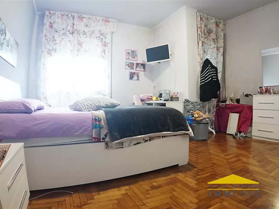 Immagine 9 di Appartamento in vendita  a Massa