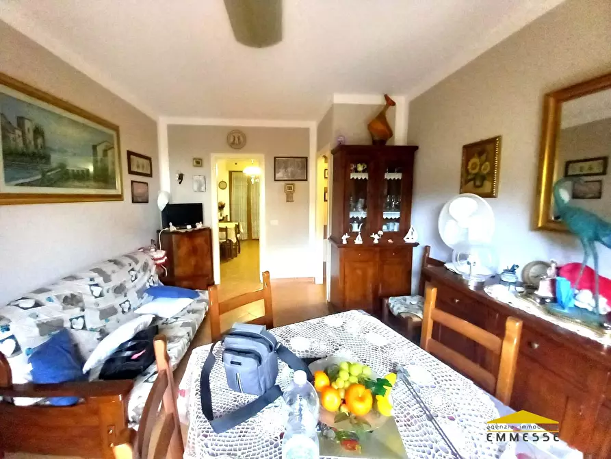 Immagine 4 di Appartamento in vendita  a Massa