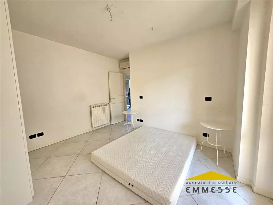 Immagine 10 di Appartamento in vendita  a Massa