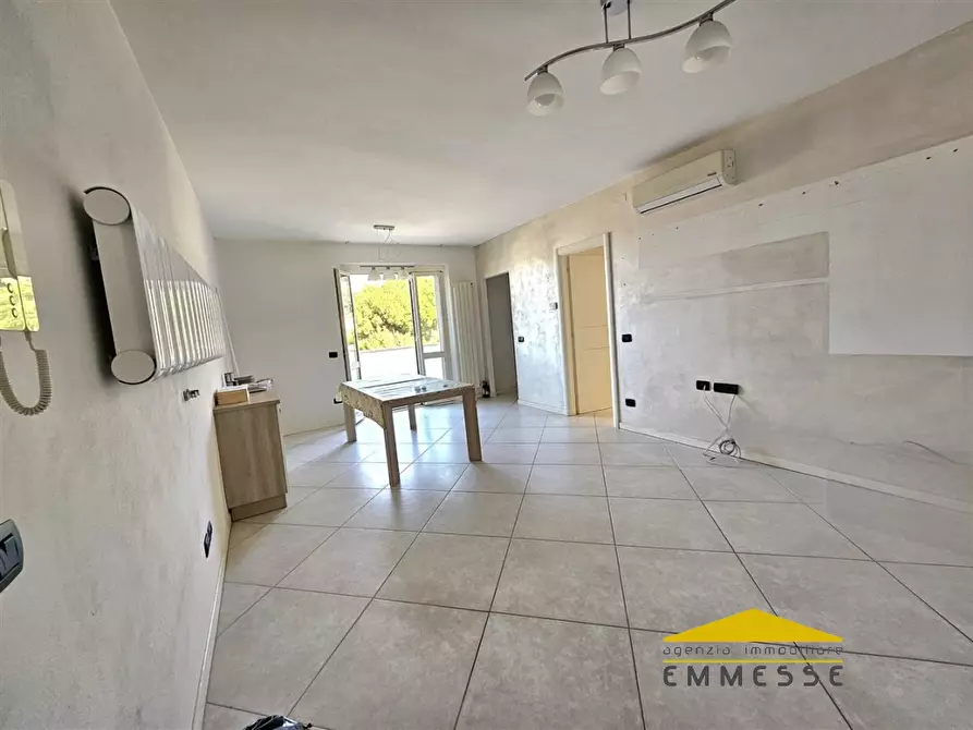 Immagine 5 di Appartamento in vendita  a Massa