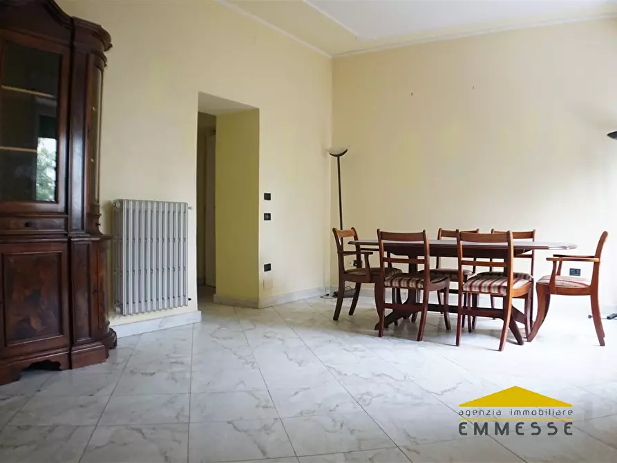 Immagine 6 di Appartamento in vendita  a Massa