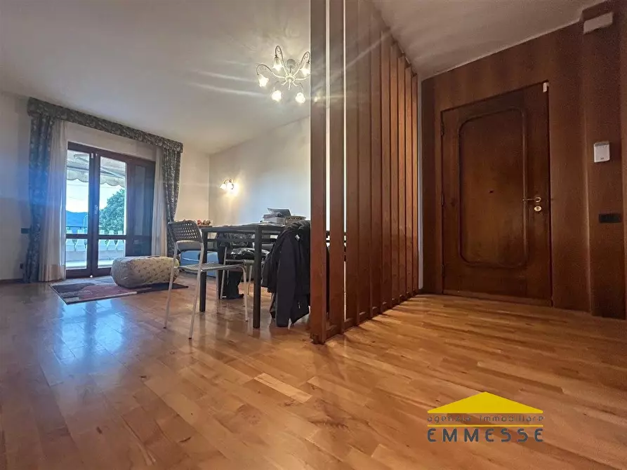 Immagine 4 di Appartamento in vendita  a Massa