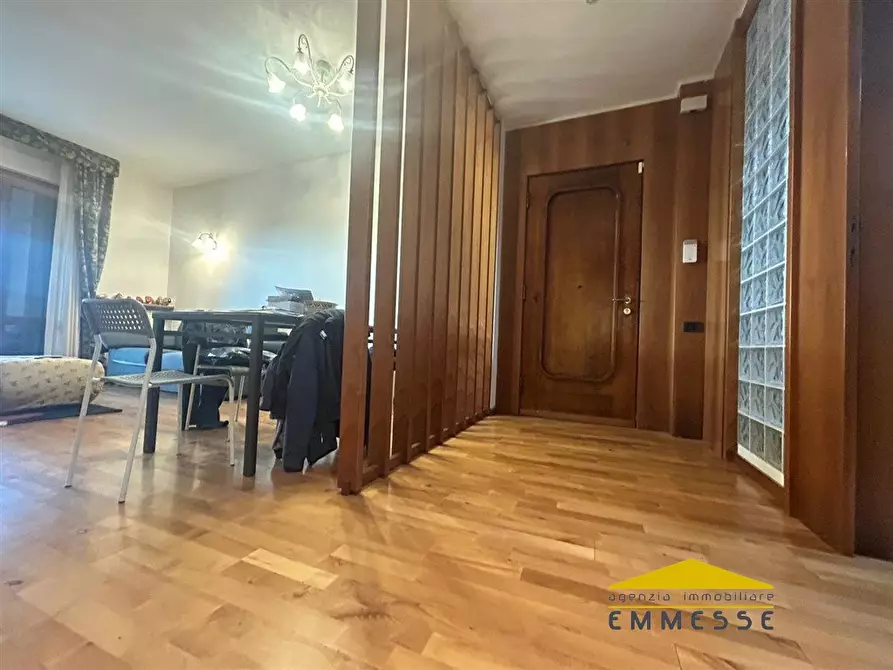 Immagine 3 di Appartamento in vendita  a Massa