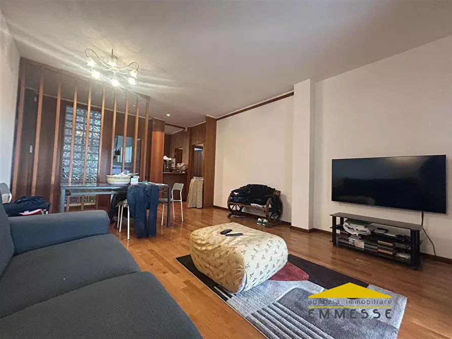 Immagine 6 di Appartamento in vendita  a Massa