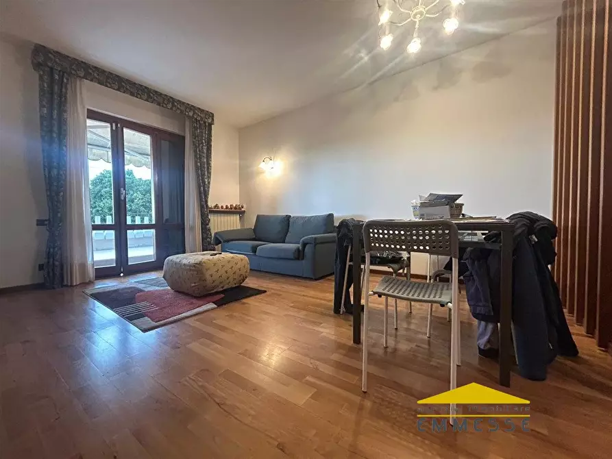 Immagine 5 di Appartamento in vendita  a Massa