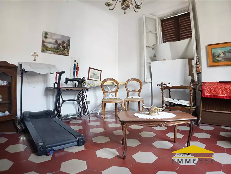 Immagine 10 di Appartamento in vendita  a Carrara