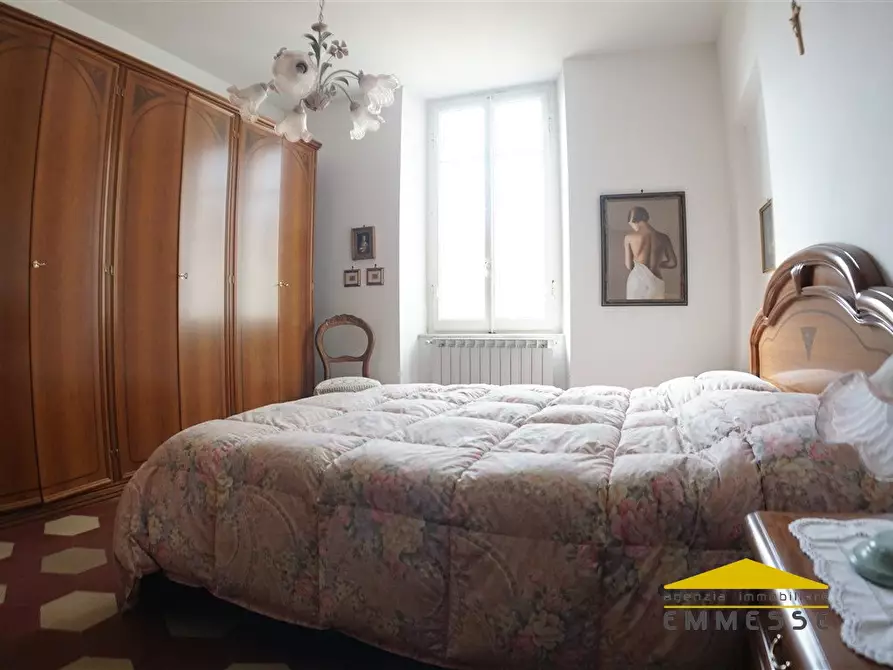 Immagine 7 di Appartamento in vendita  a Carrara