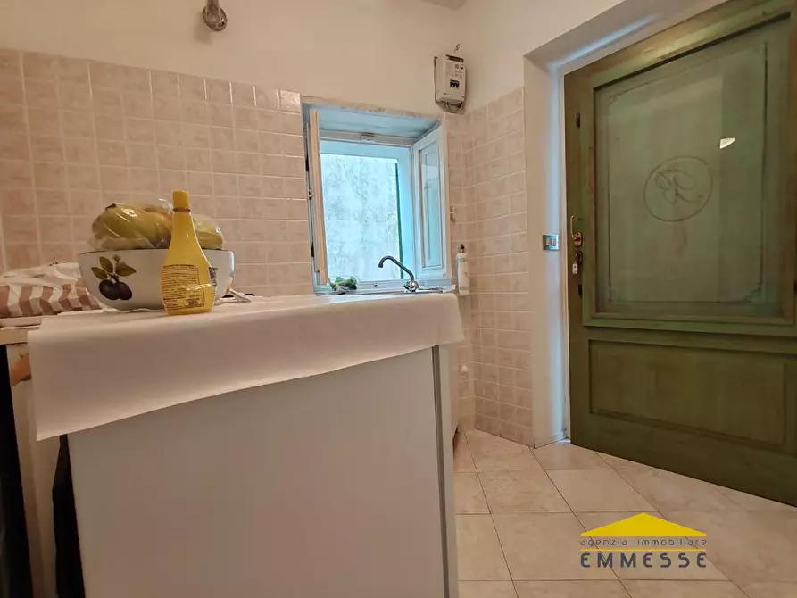 Immagine 4 di Appartamento in vendita  a Massa