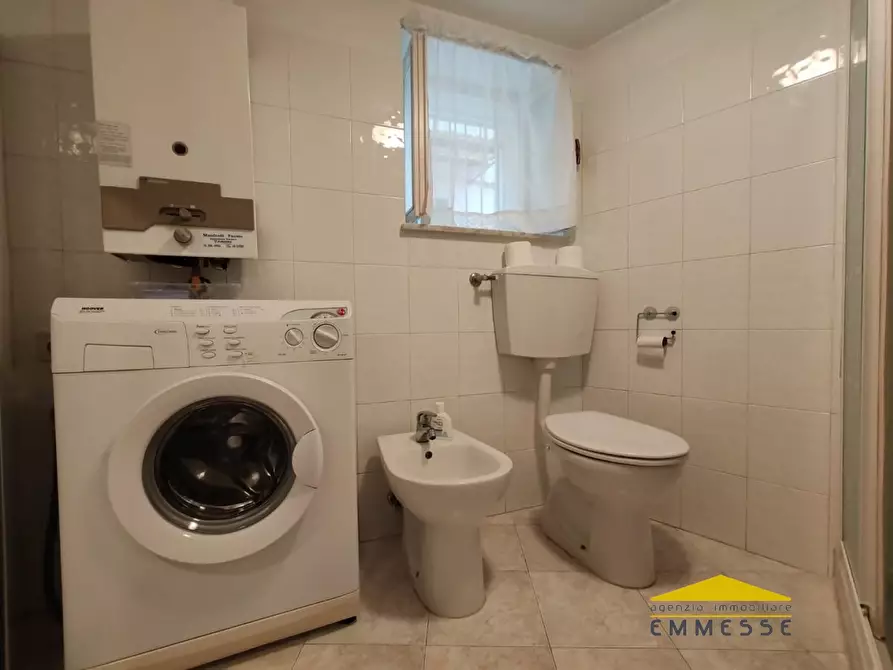 Immagine 8 di Appartamento in vendita  a Massa