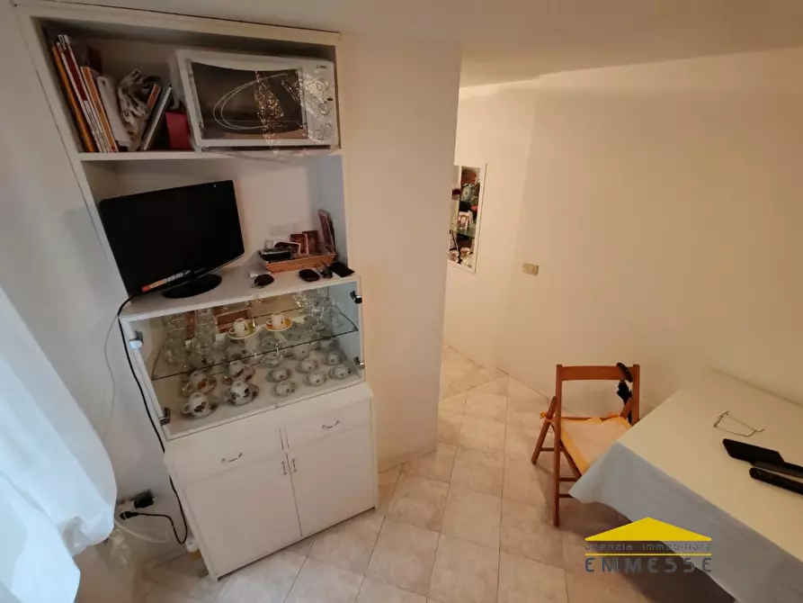 Immagine 3 di Appartamento in vendita  a Massa