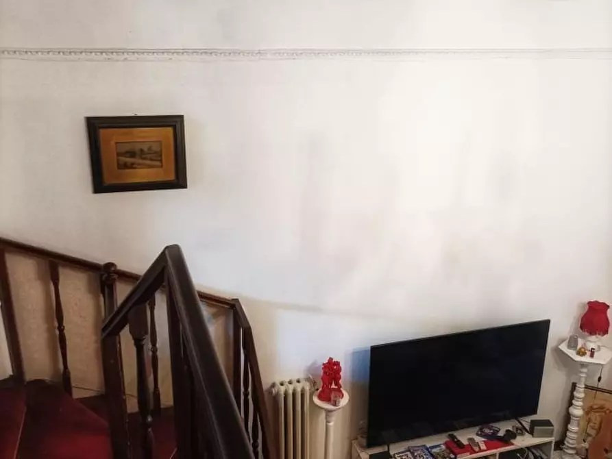 Immagine 8 di Appartamento in vendita  a Massa