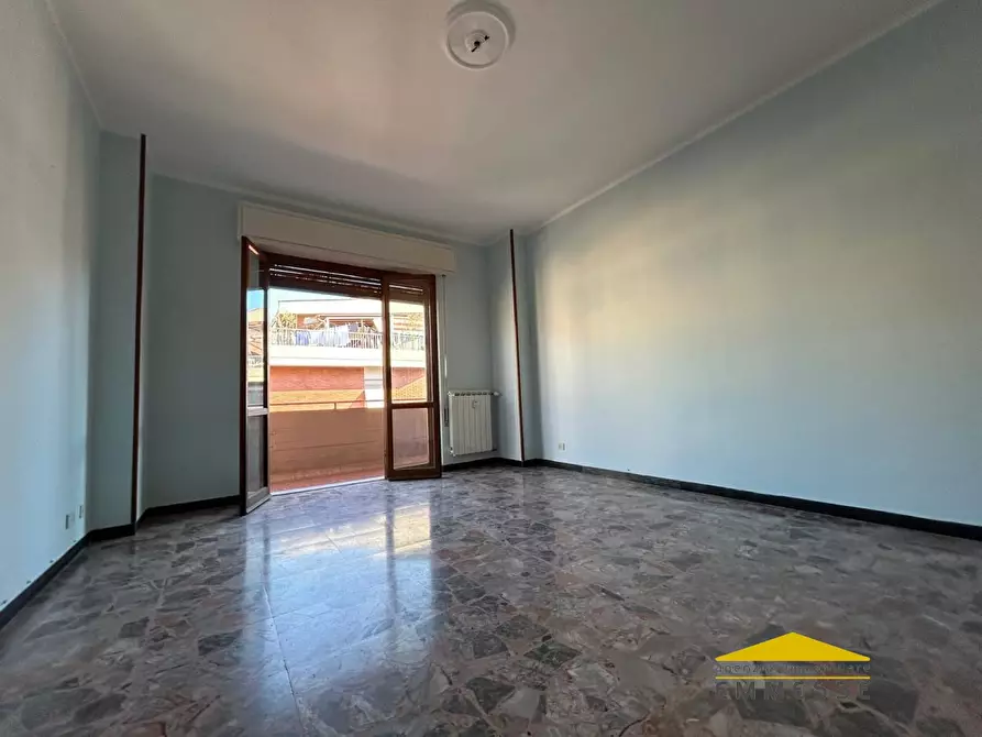 Immagine 2 di Appartamento in vendita  a Carrara