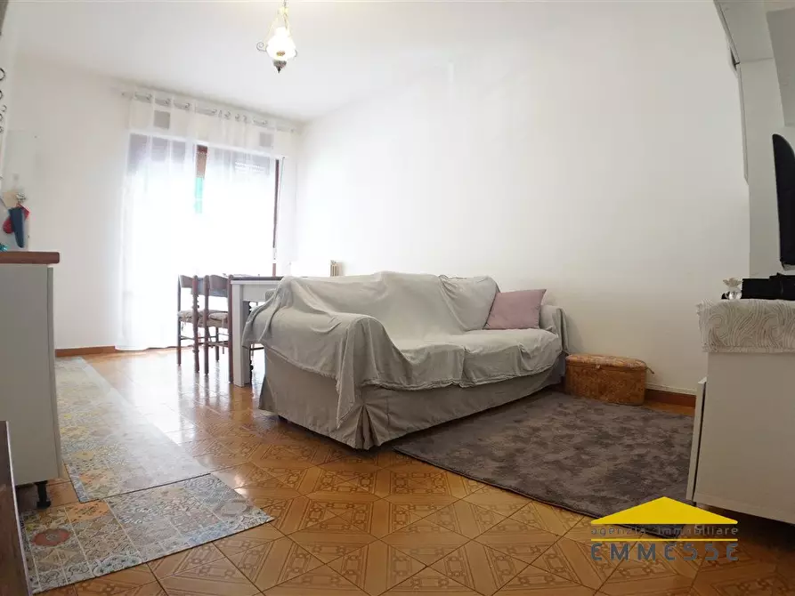 Immagine 4 di Appartamento in vendita  a Massa