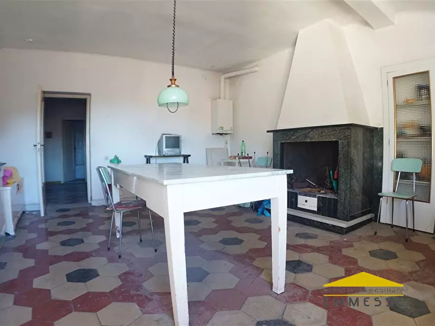 Immagine 6 di Appartamento in vendita  a Carrara