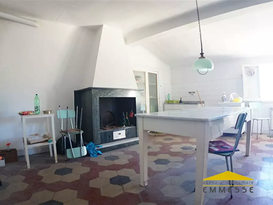 Immagine 4 di Appartamento in vendita  a Carrara