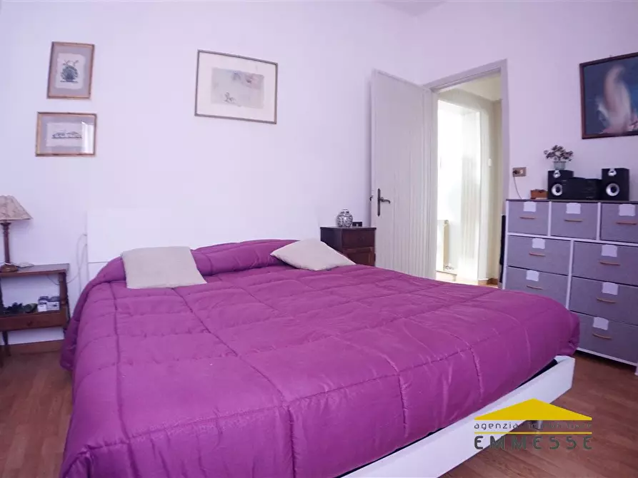 Immagine 10 di Appartamento in vendita  a Massa
