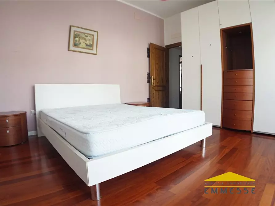 Immagine 6 di Appartamento in vendita  a Massa