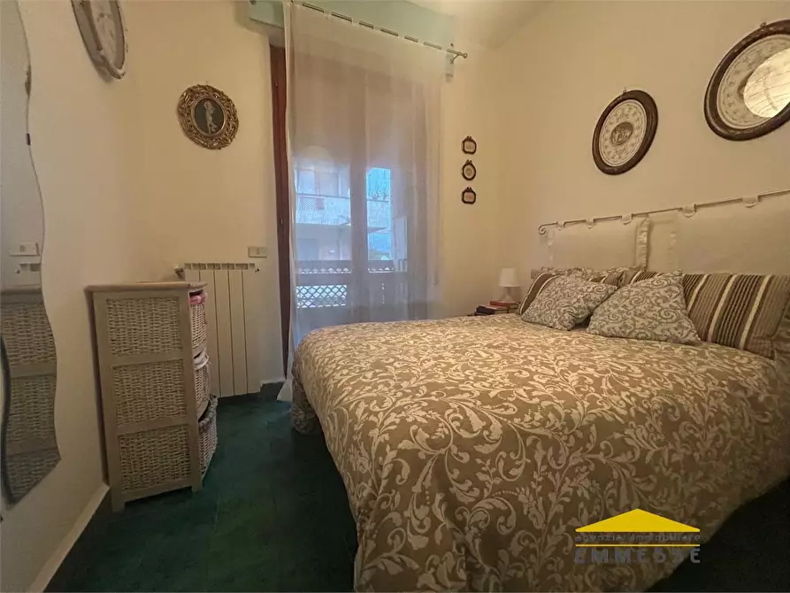 Immagine 10 di Appartamento in vendita  a Carrara