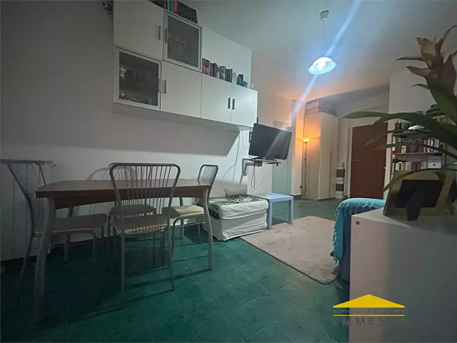 Immagine 2 di Appartamento in vendita  a Carrara