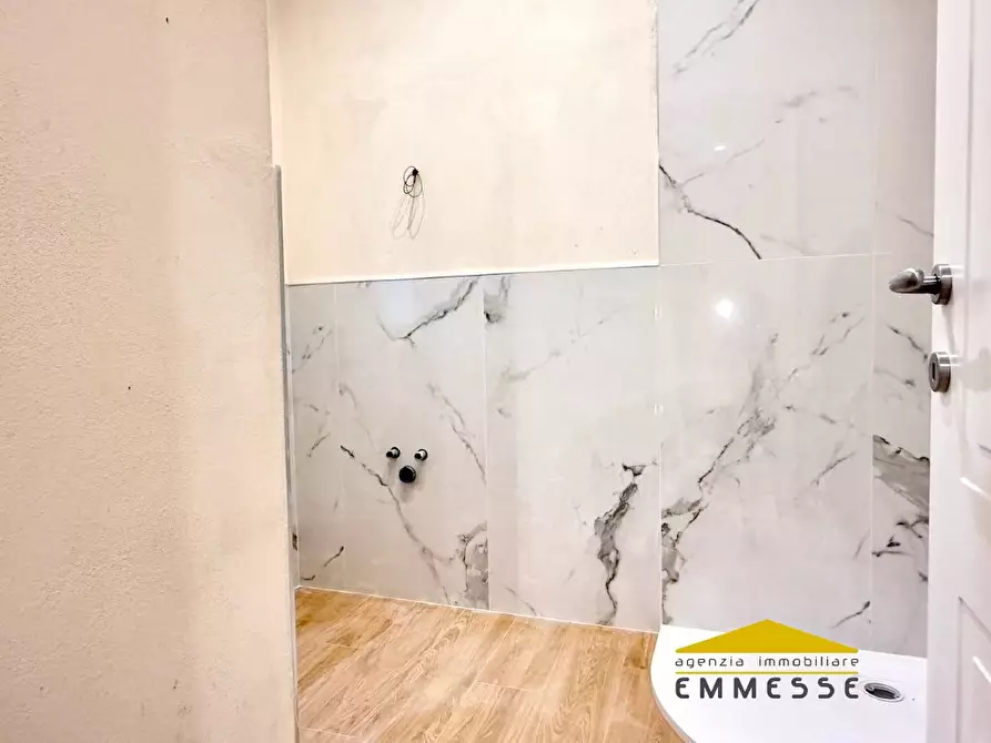 Immagine 8 di Appartamento in vendita  a Massa