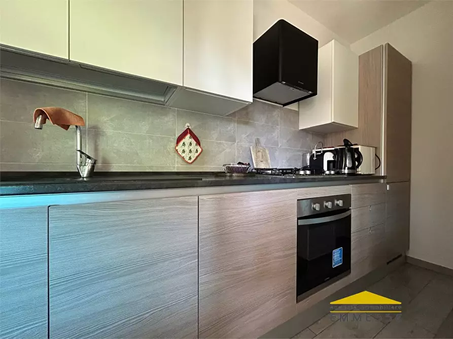 Immagine 9 di Appartamento in vendita  a Carrara