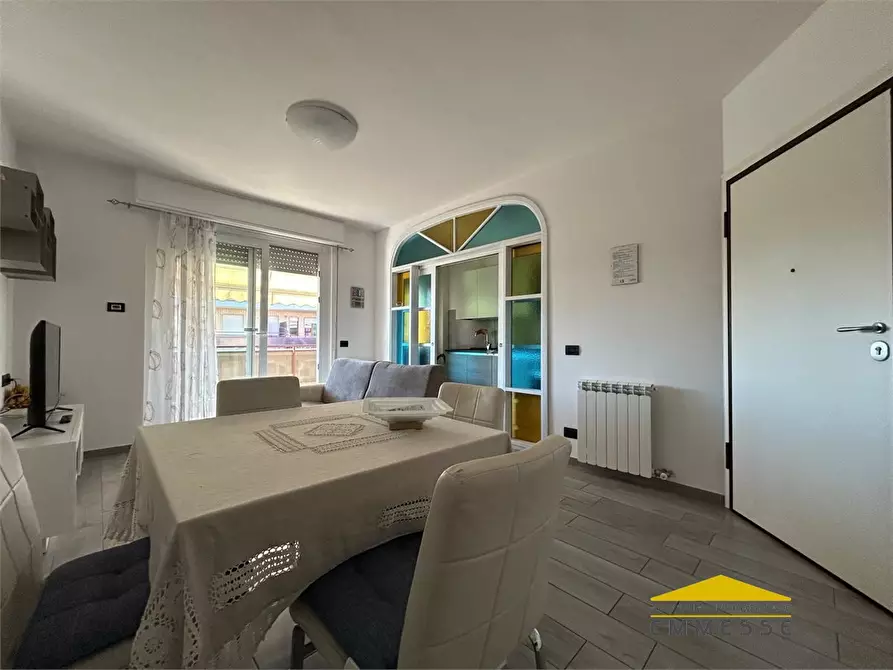 Immagine 3 di Appartamento in vendita  a Carrara