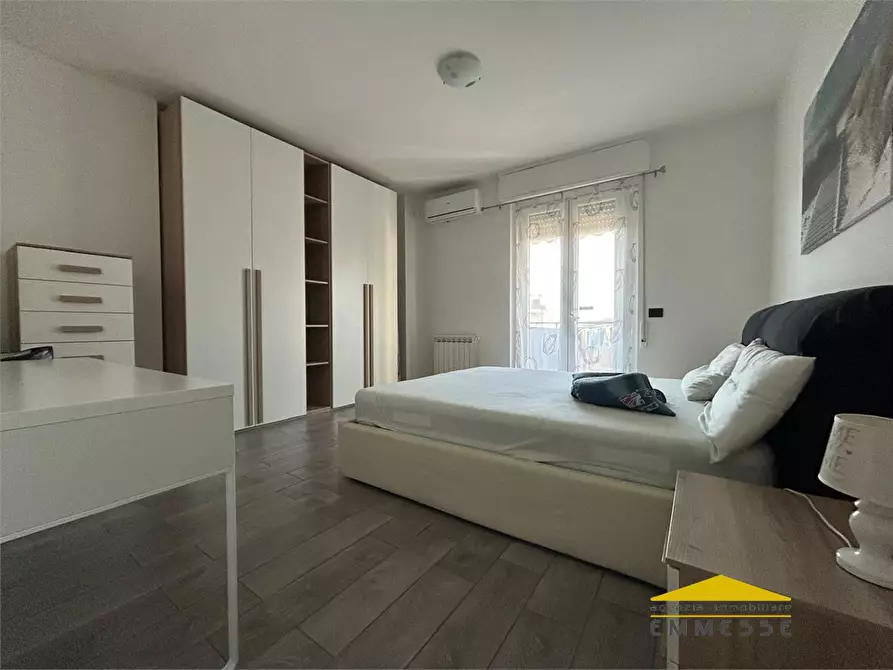 Immagine 10 di Appartamento in vendita  a Carrara