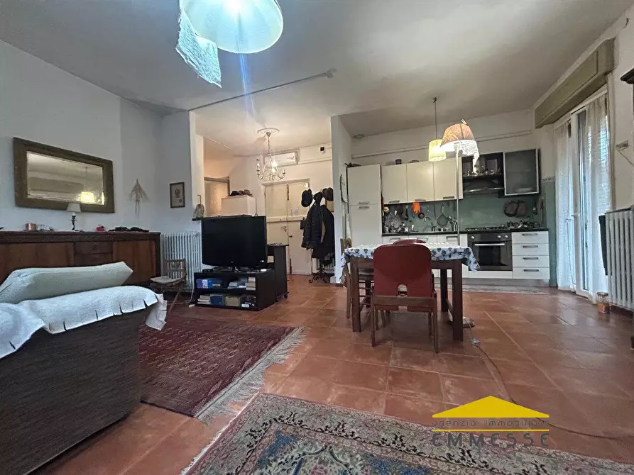 Immagine 8 di Appartamento in vendita  a Carrara