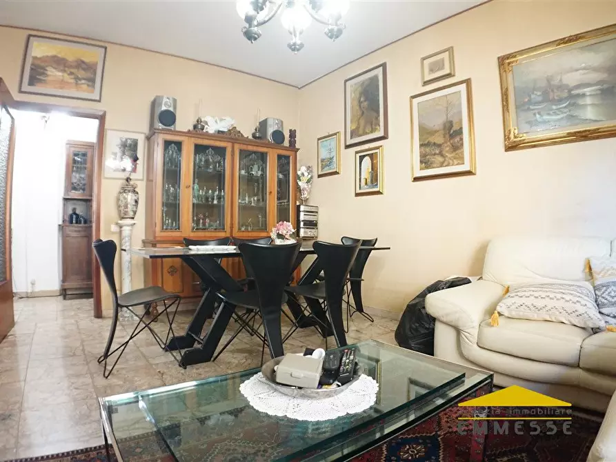 Immagine 4 di Appartamento in vendita  a Massa