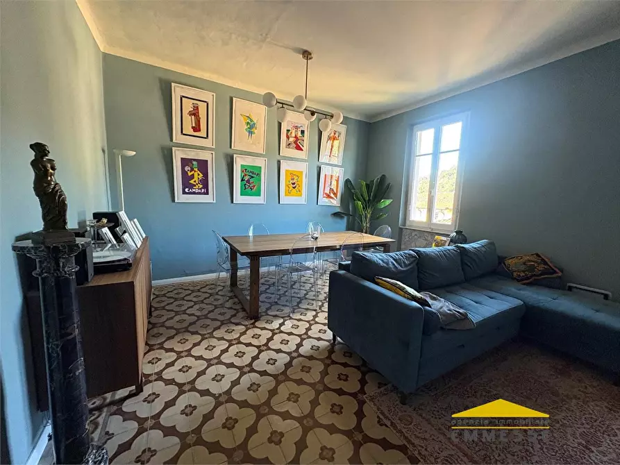 Immagine 2 di Appartamento in vendita  a Carrara